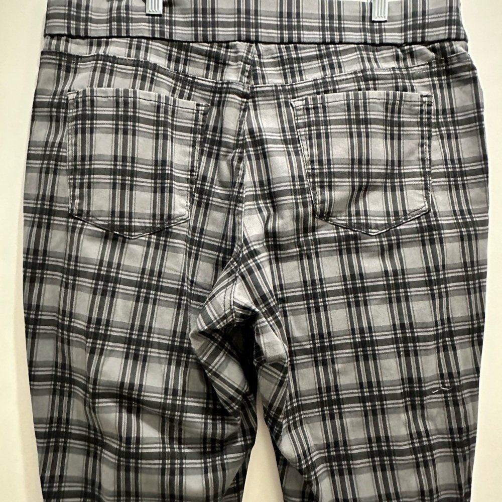 Women’s Nine West Ankle Pants 14